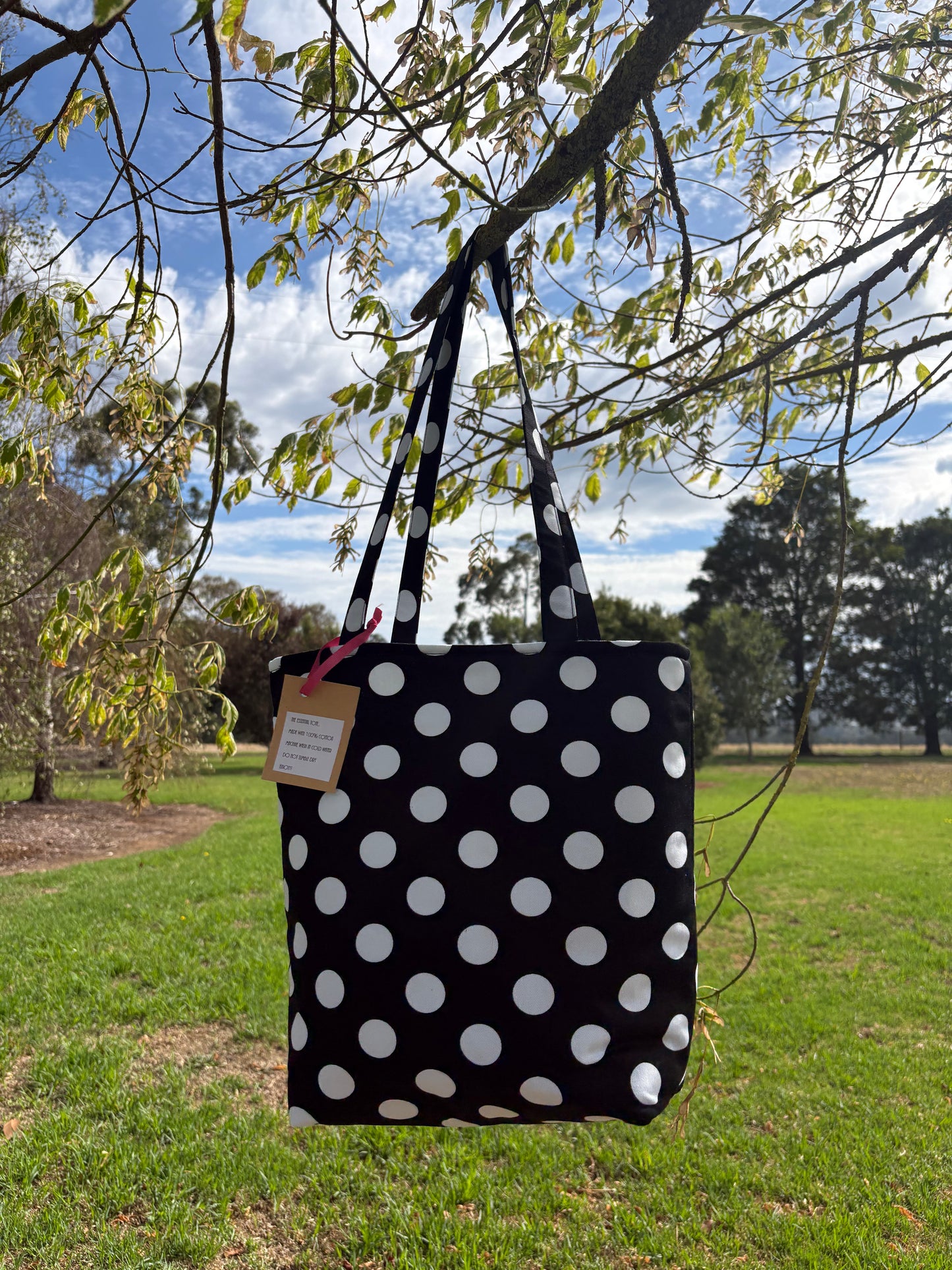 Classic black and white tote