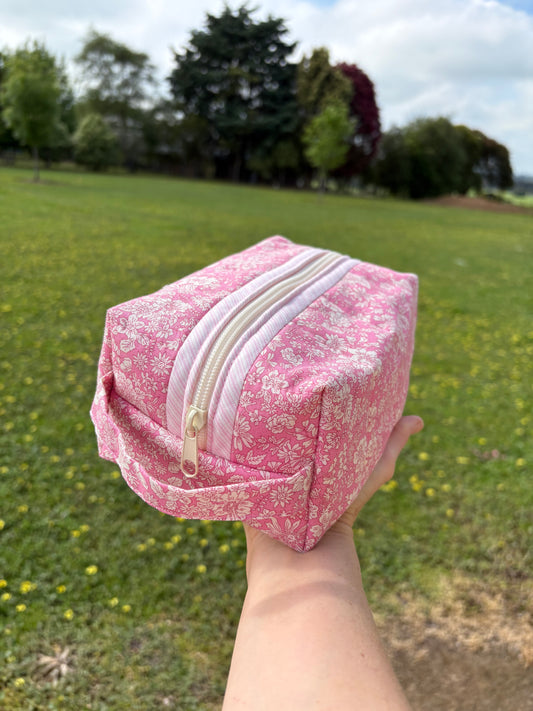 Pink meadow pouch