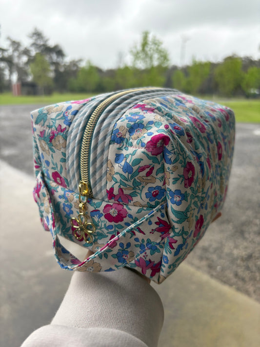 Floral charm box pouch