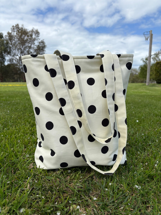 Pocka dot tote bag