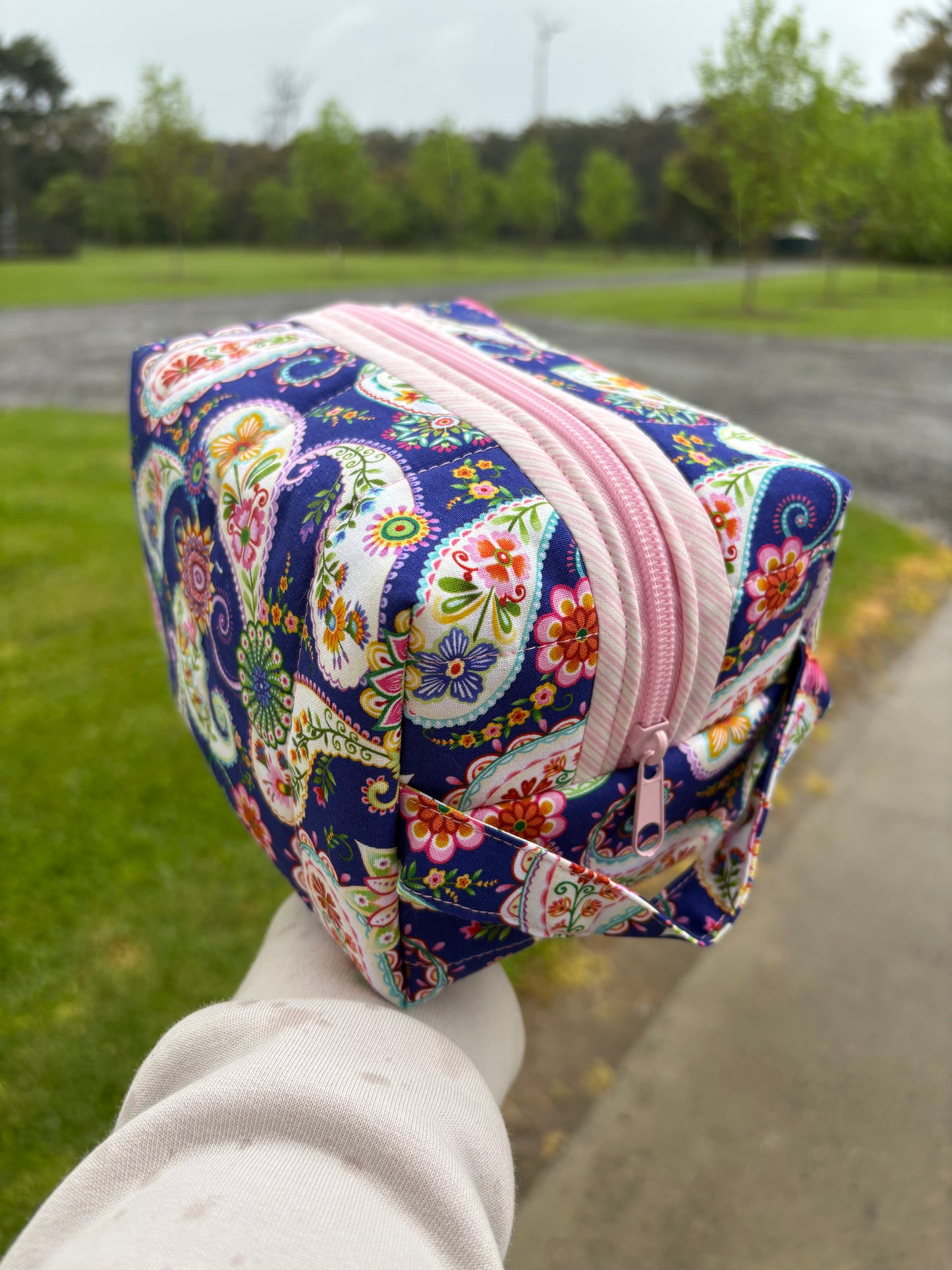 Paisley bloom box pouch